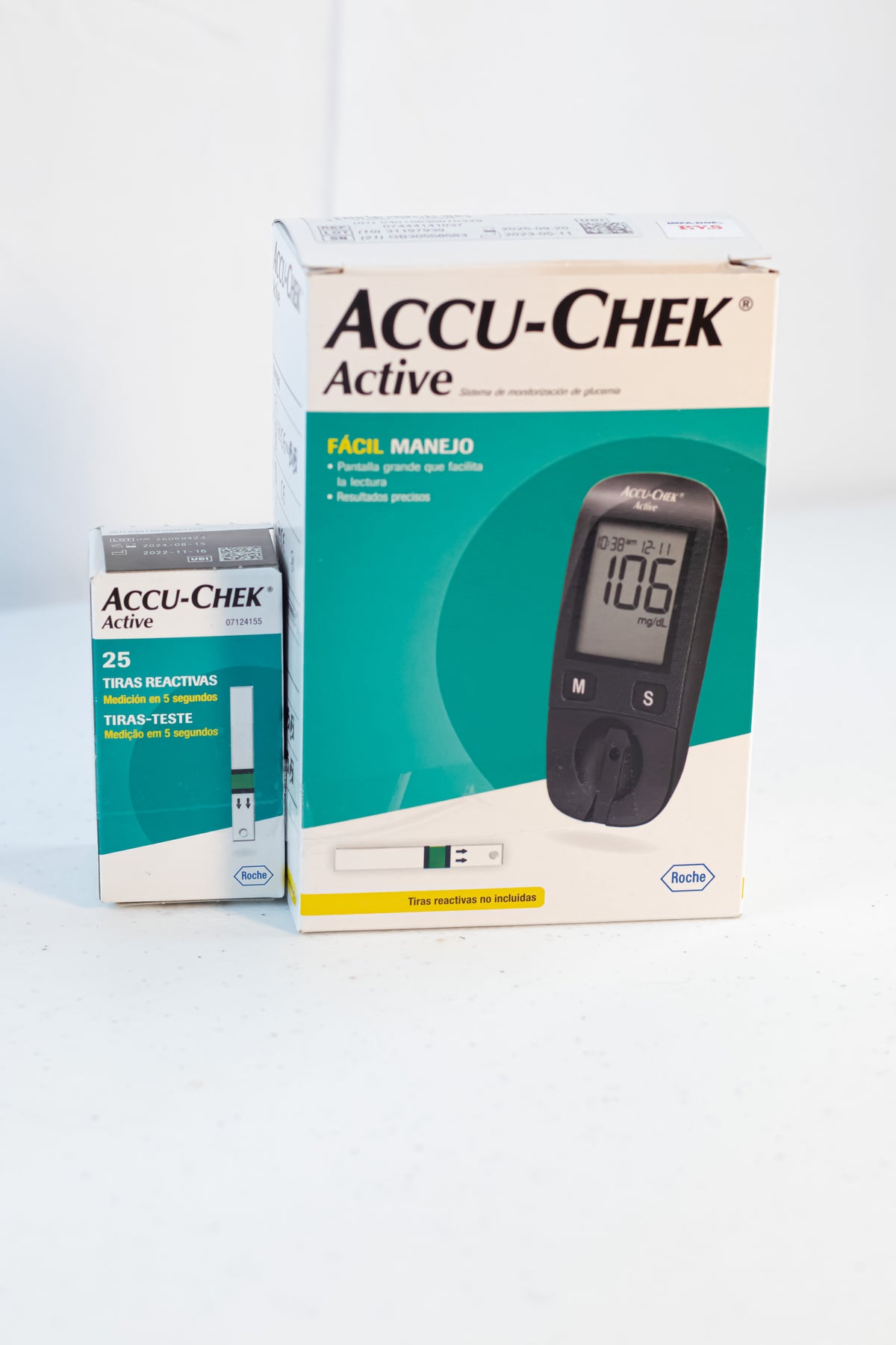 Accu-Chek Active Glucómetro con 25 Tiras